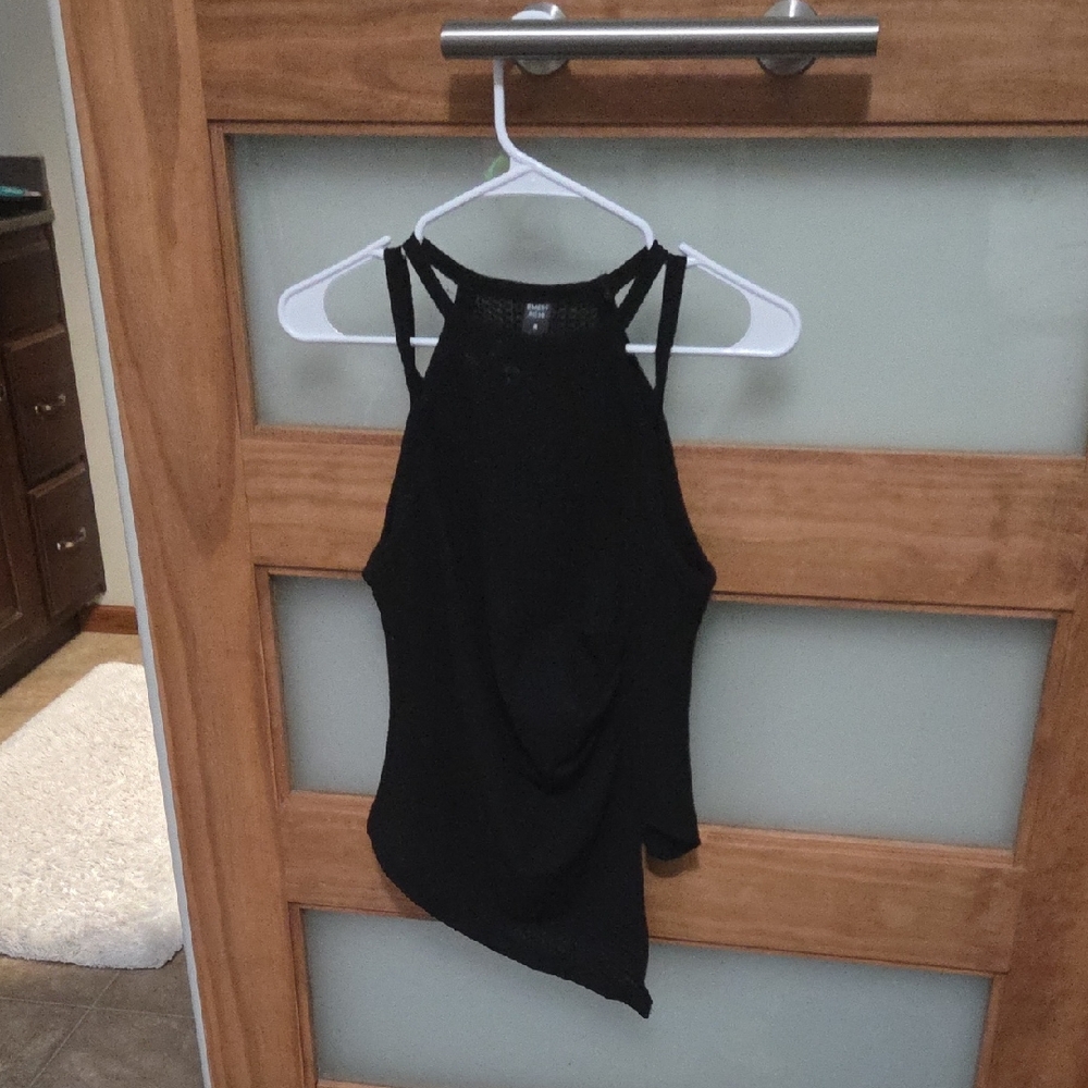 Black Asymmetrical Sleeveless Tank Top